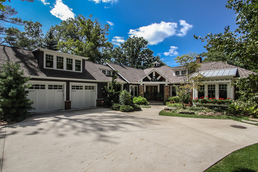 Fruitport Road waterfront home
