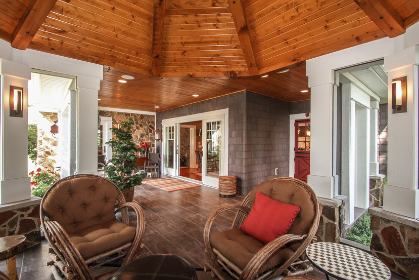 Screened-In Porch